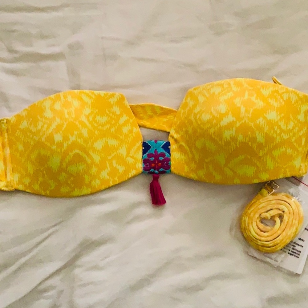 Onda Del Mar strapless bikini Top (NWT)